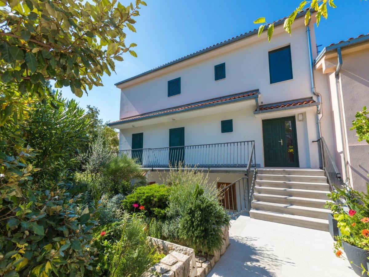 Apartments Loncaric Crikvenica Exterior photo