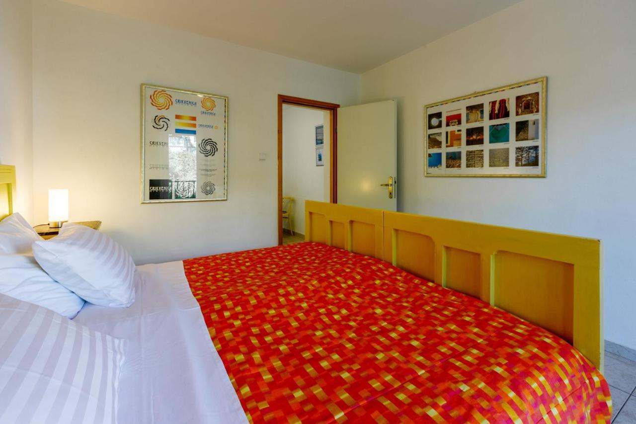 Apartments Loncaric Crikvenica Exterior photo